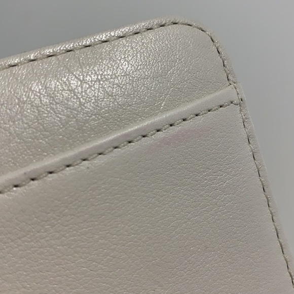 Coach Authentic Double Zip Genuine Leather Wallet in Color White - Picture 13 of 13